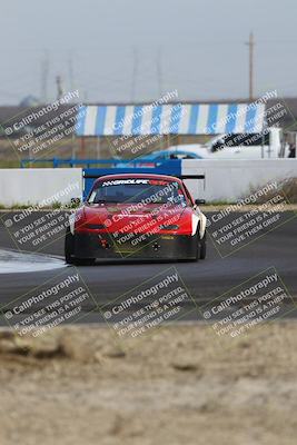 media/Mar-16-2025-CalClub SCCA (Sun) [[e72803ec8c]]/Group 4/Qualifying (Turn 1)/
